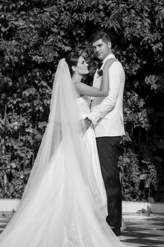 Timeless black and white bride and groom portraits for K&M on their special day shot by Kevin Mark Pass Photography
